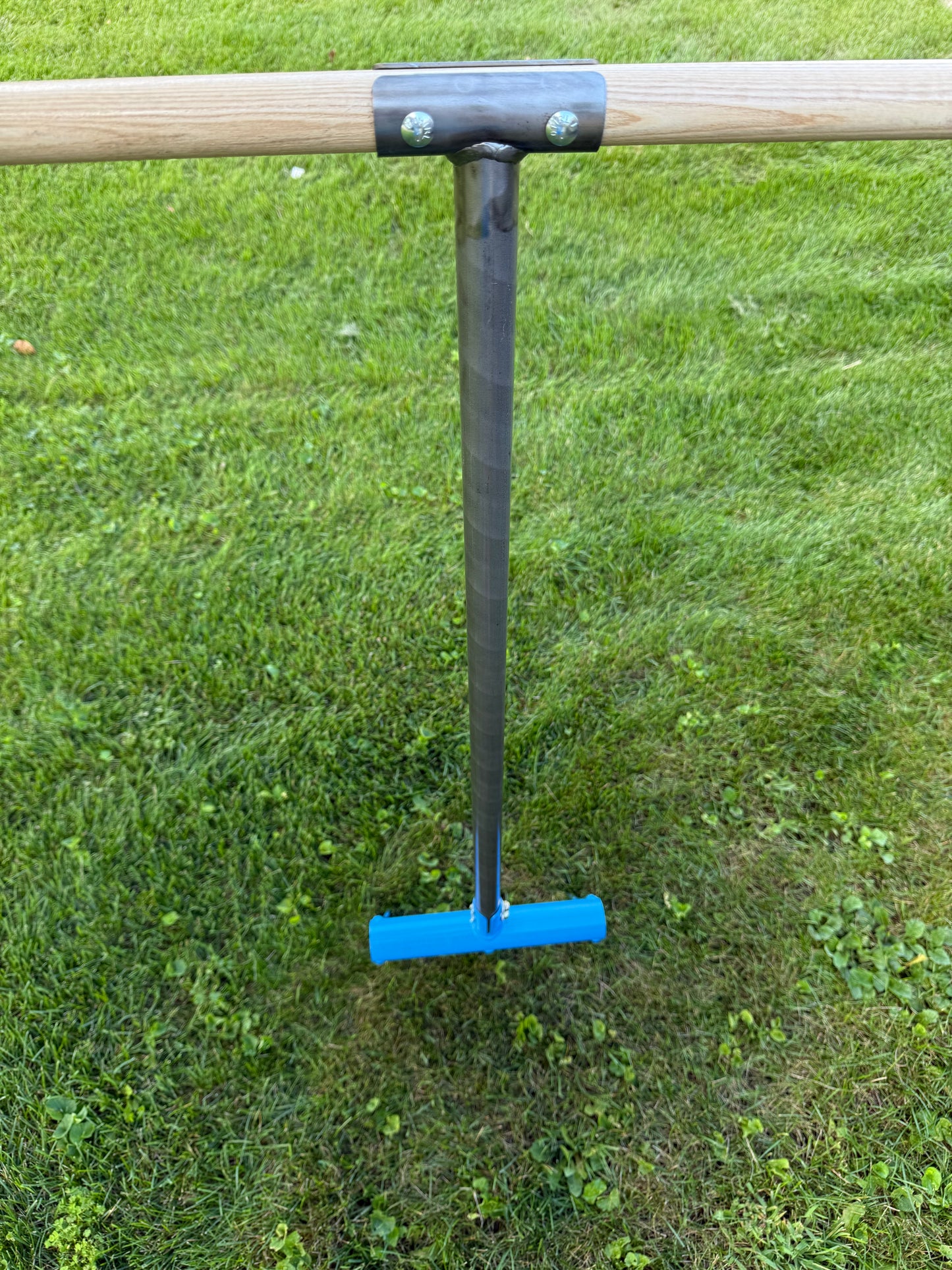 treadlite broadfork row style tool features steel strength and comfort of ash wood handle 